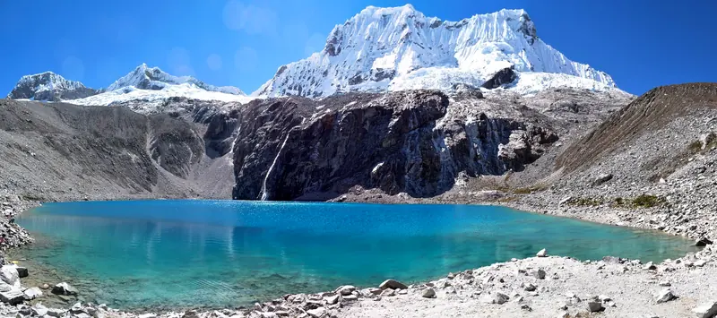 Turquoise Laguna 69 below Chacraraju peak, Cordillera Blanca
